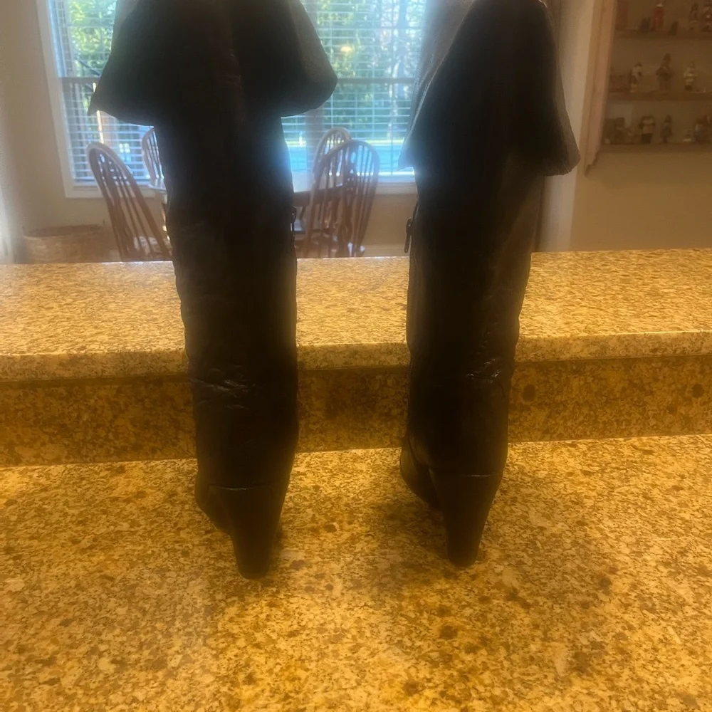 Kork-Ease Adrianne Black leather high knee Tall Fold over wedge boots size 8.5
